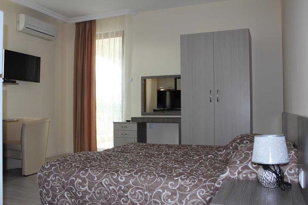Brilliant Aparthotel Sozopol Habitación foto